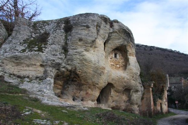 Iglesia Rupestre de Arroyuelos